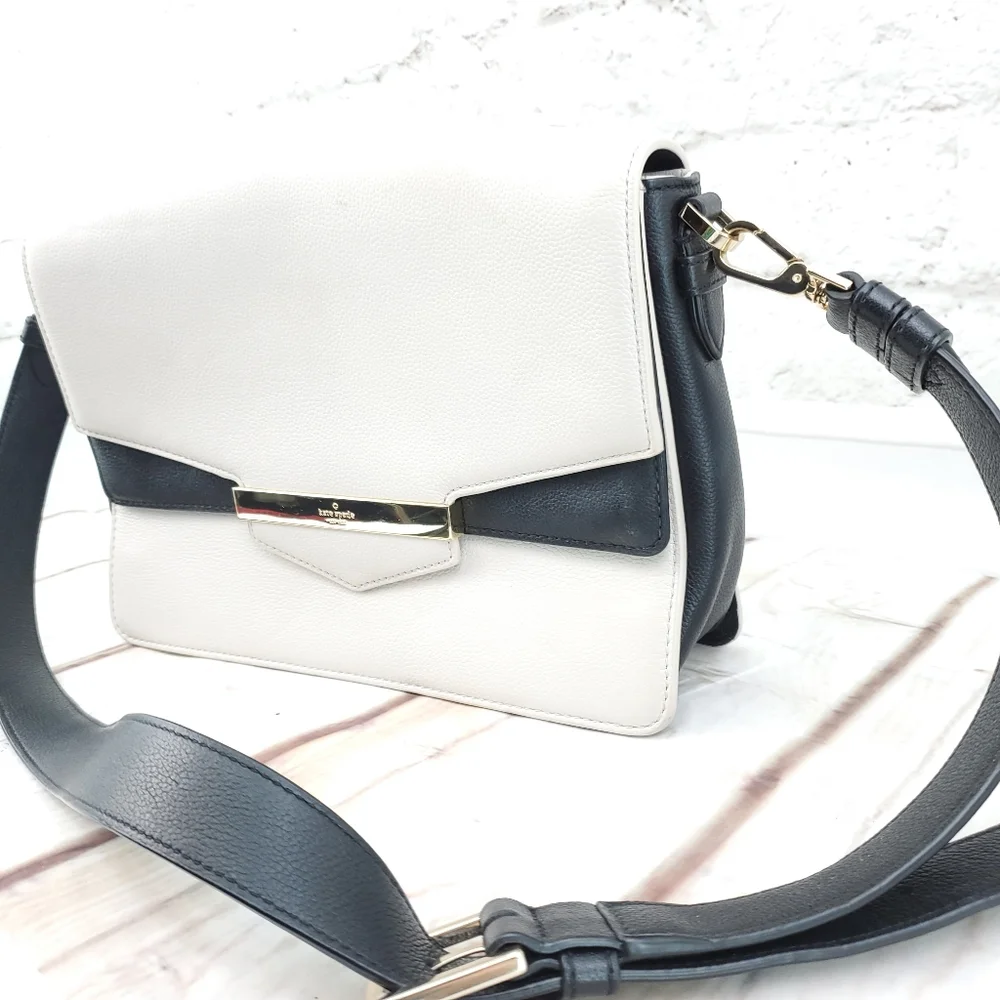 Kate Spade Black and Cream Leather Shoulder Bag